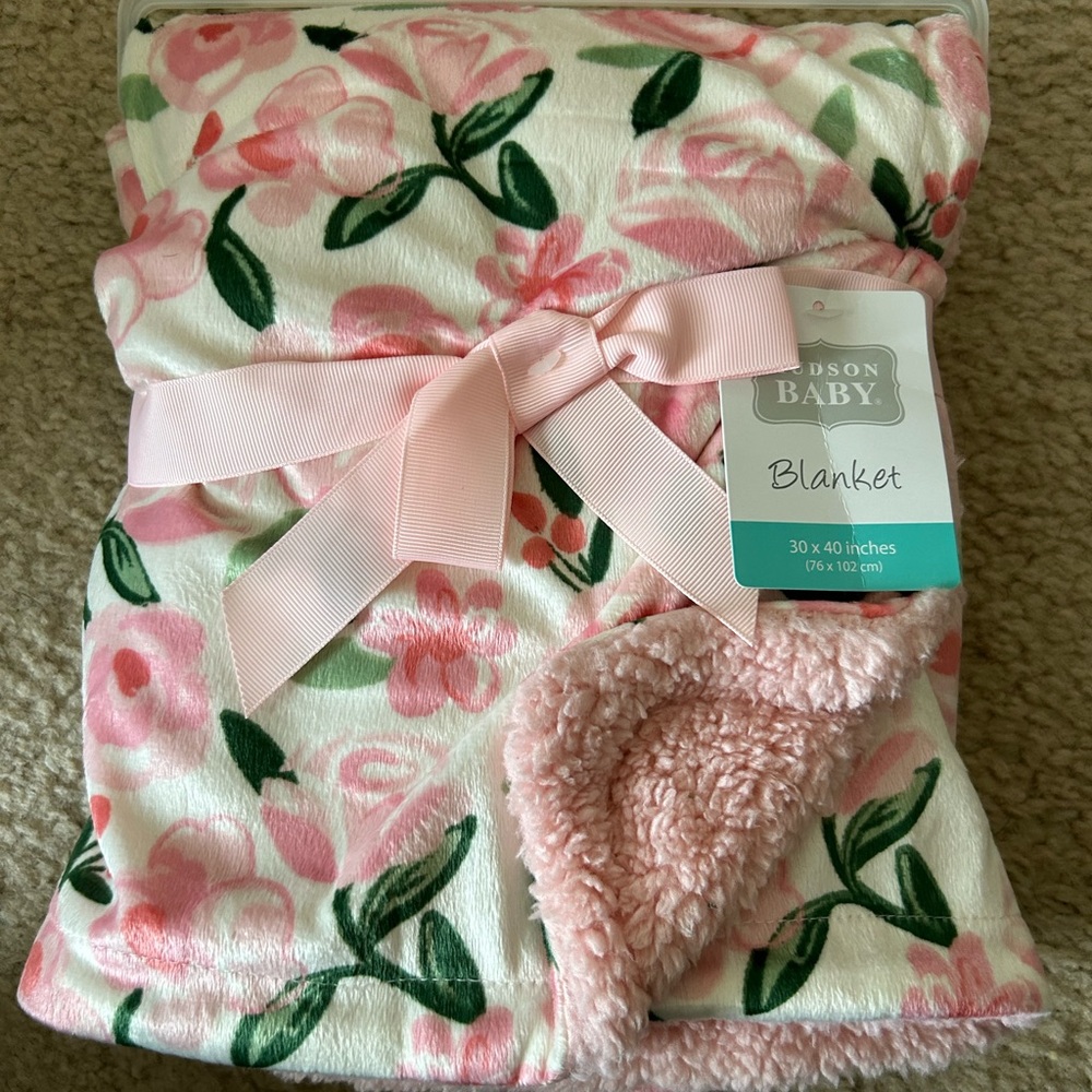 Hudson Baby blanket NWT